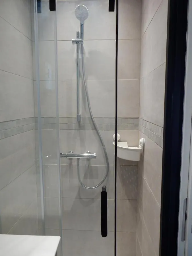 شقة Studio Saisonnier La Roquette-sur-Siagne